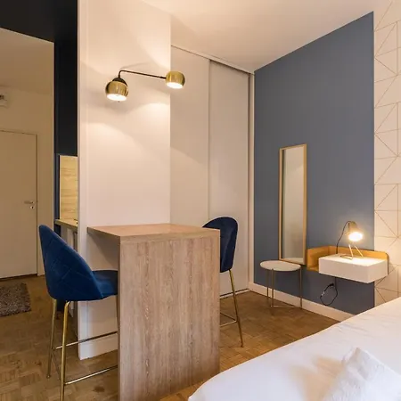 Apartment Dify Charme - Bord Du Rhone